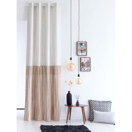 Cortina Loja Beige confecionadas con ollaos