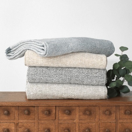 Colcha Multiusos y Plaid Atika Estelia