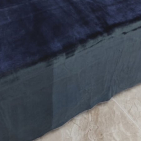 Detalle ampliado Manta Rayas Gris Humo ref.2 Royal Muy Suave y Calentita