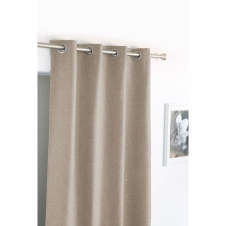 Cortina Opaca Arisa Lisa Beige Foscurit confecionadas con ojales Fundeco