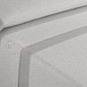 Detalle del tejido de franela Squares gris con motivo geométrico en blanco