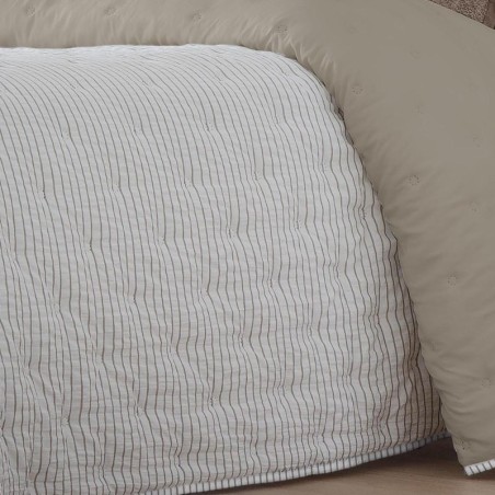 Detalle del tejido de la Colcha Bouti Reversible Royal Beige Fundeco