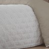 Detalle del tejido de la Colcha Bouti Reversible Royal Beige Fundeco